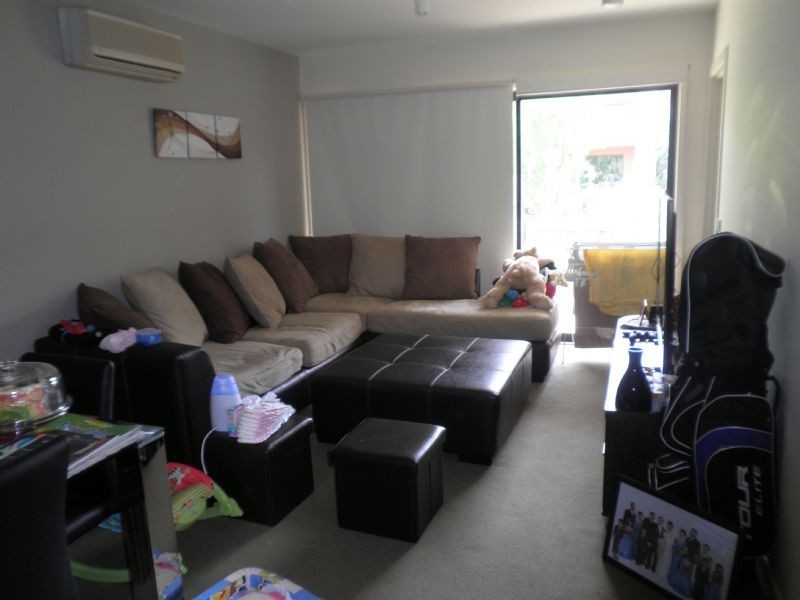 23/2 Greenfield Drive, Clayton VIC 3168