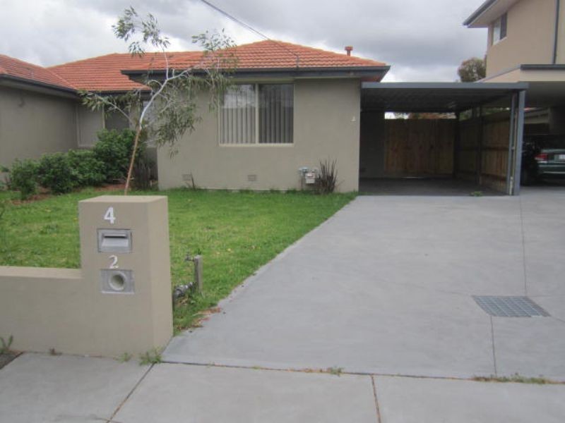 2/4 Allwen Court, Clarinda VIC 3169