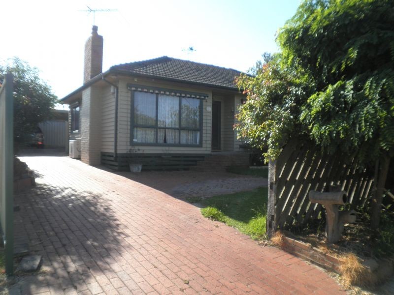 1/8 Tobias Ave, Glen Waverley VIC 3150