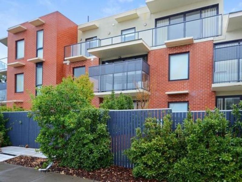 14/28 Burton Avenue, Clayton VIC 3168