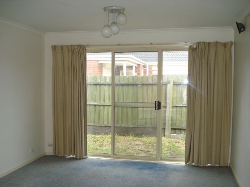 3/8 Clarevale Street, Clayton South VIC 3169