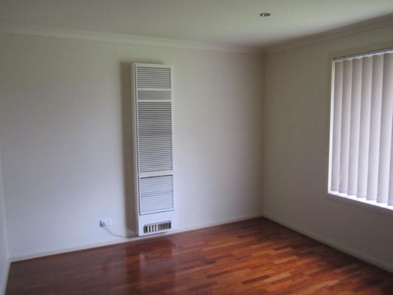 2/4 Allwen Court, Clarinda VIC 3169