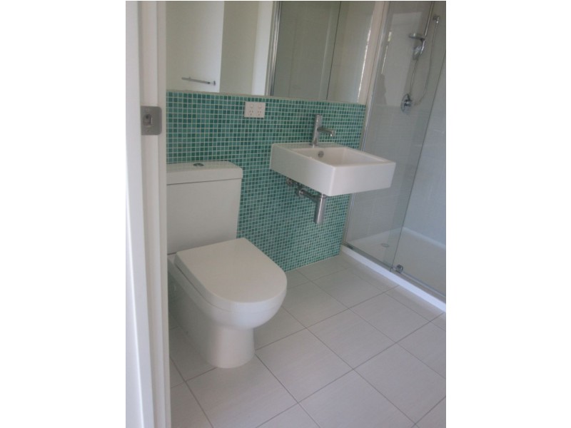 10/1650 Dandenong Road, Oakleigh East VIC 3166