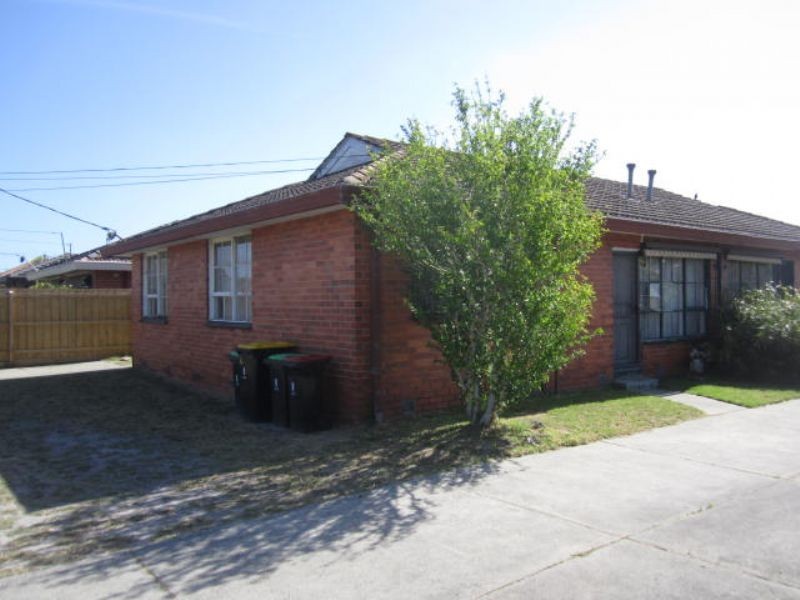 1/9 Melosa Avenue, Clayton South VIC 3169