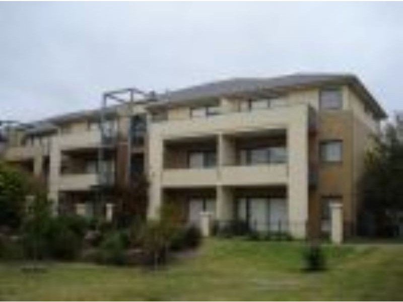 12/1 Greenfield Drive, Clayton VIC 3168