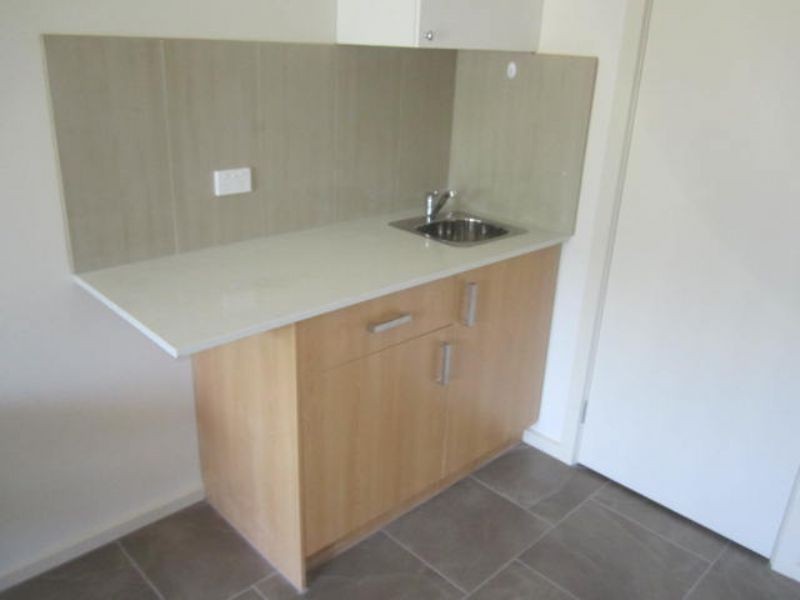 Studio 2/8 Florence Avenue, Clayton VIC 3168