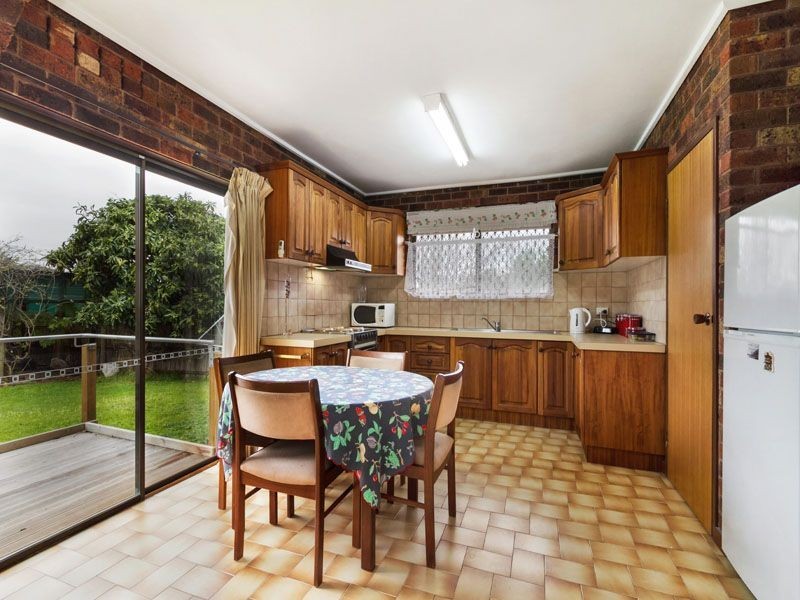 6 Lindsay Street, Clayton VIC 3168