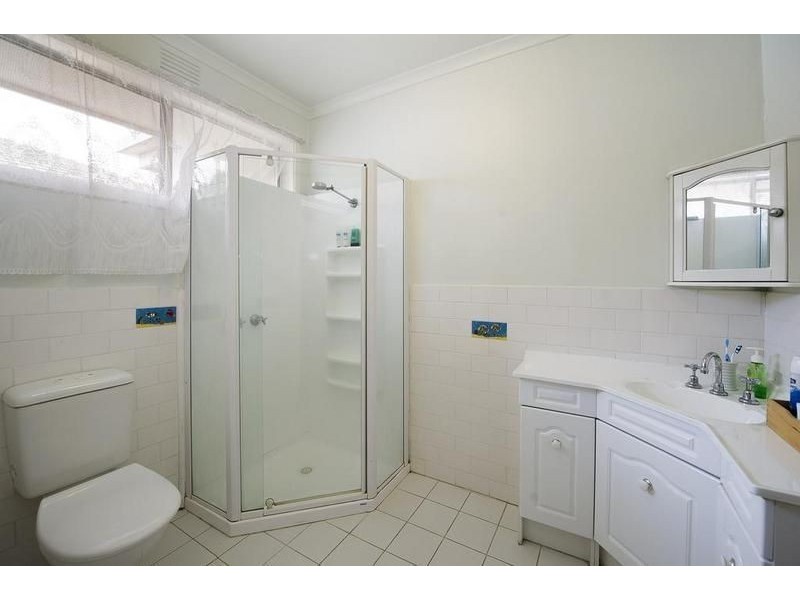 1/270 Warrigal Road, Glen Iris VIC 3146