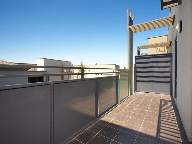 20/1 Eucalyptus Mews, Clayton VIC 3168