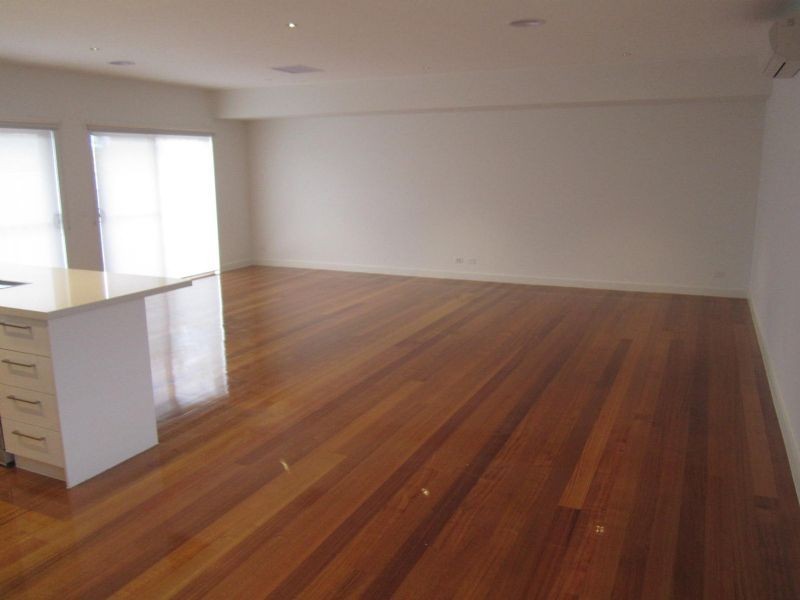 2/74 Eva Street, Clayton VIC 3168