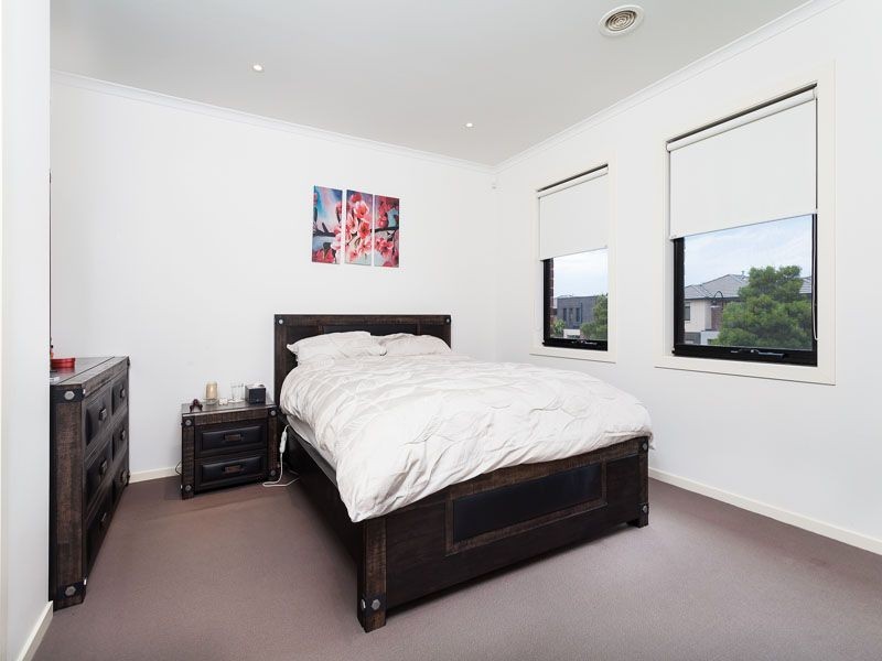 29 Evergreen Boulevard, Clayton South VIC 3169