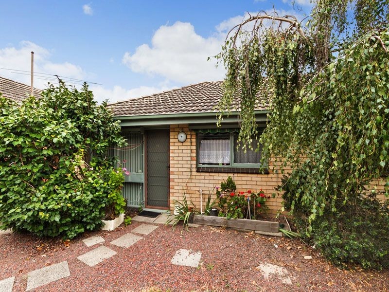 10/2 Thomas Street, Clayton VIC 3168