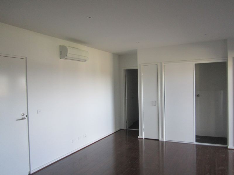 304/15 Balcombe Road, Mentone VIC 3194