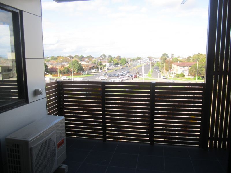 304/15 Balcombe Road, Mentone VIC 3194