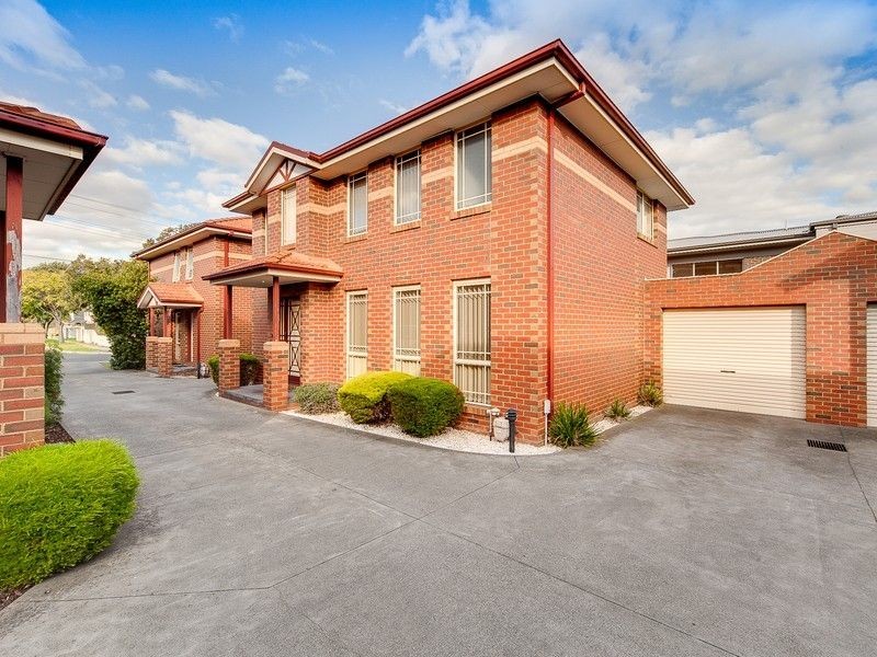 2/17 Thomas Street, Clayton VIC 3168
