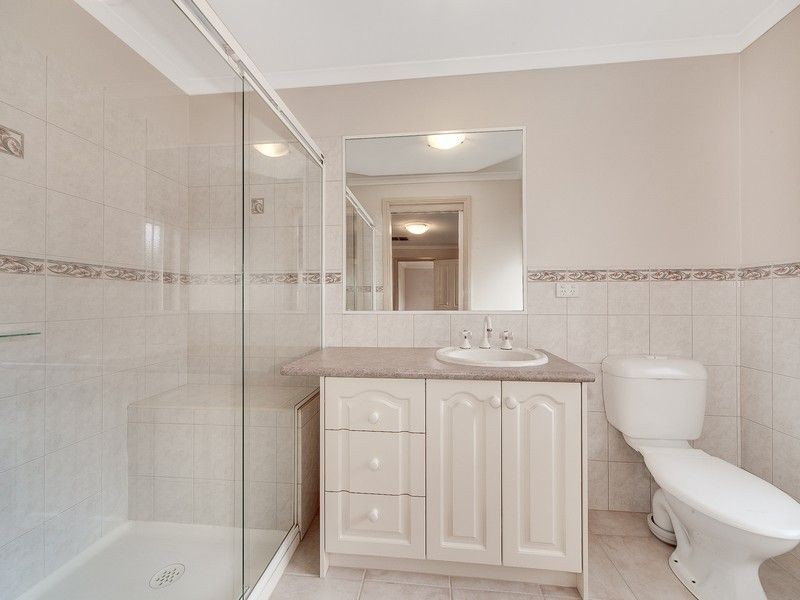 2/17 Thomas Street, Clayton VIC 3168