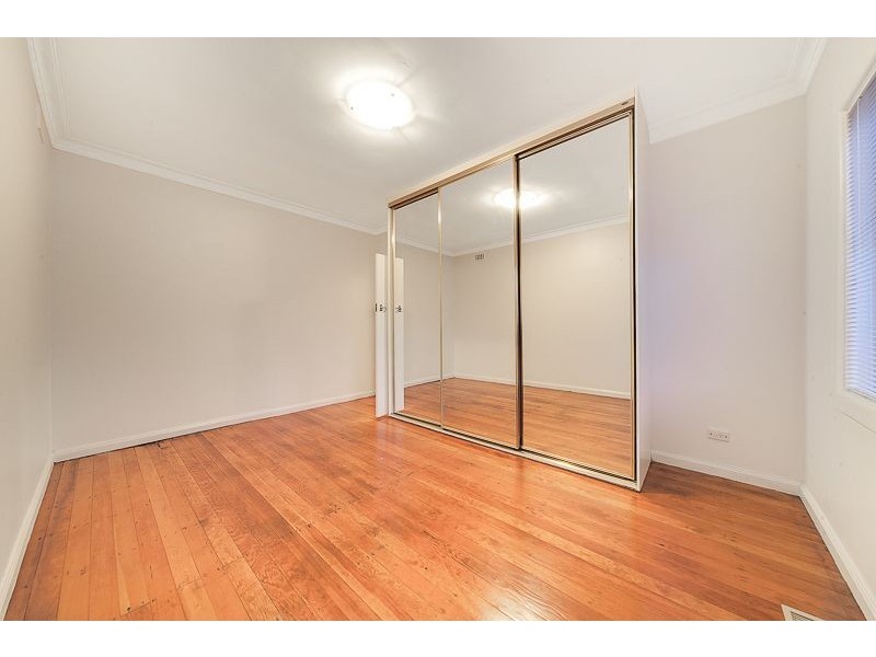 1/6 Robinson Street, Clayton VIC 3168