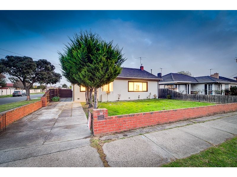1/6 Robinson Street, Clayton VIC 3168
