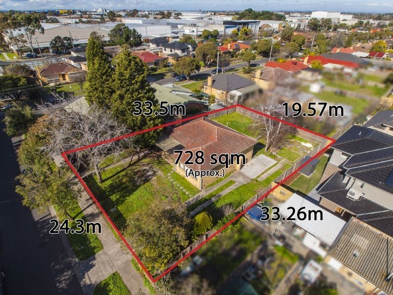 2 Dooga Street, Clayton VIC 3168