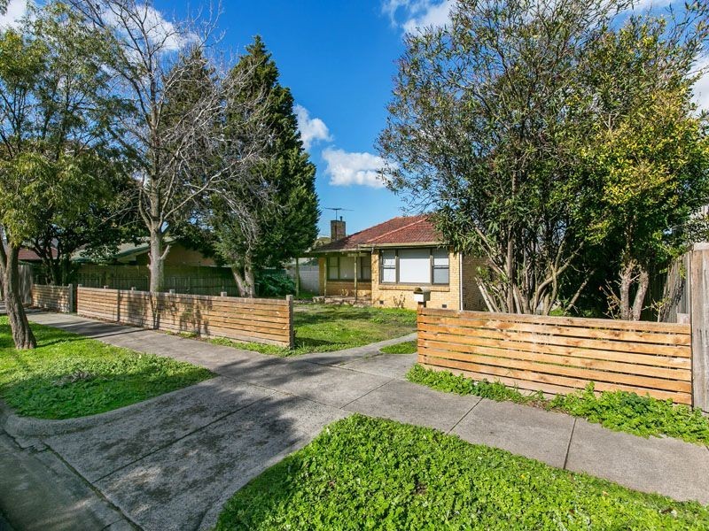 2 Dooga Street, Clayton VIC 3168