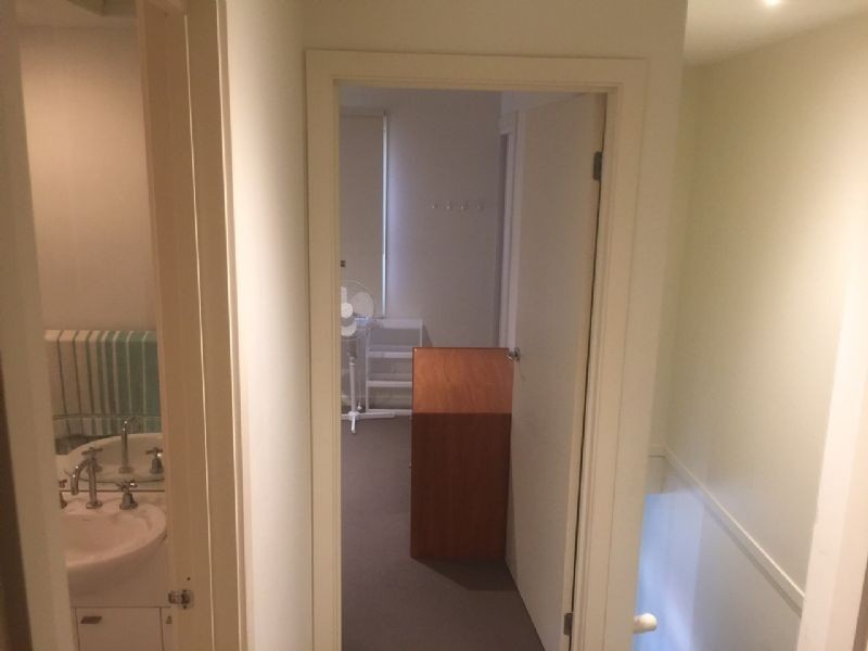 5 Leaf Court, Clayton VIC 3168