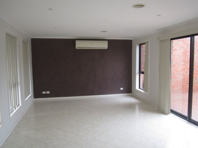 4/57 Clarke Road, Springvale South VIC 3172
