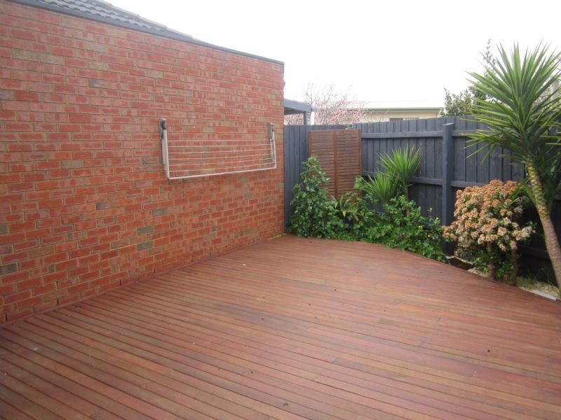 4/57 Clarke Road, Springvale South VIC 3172
