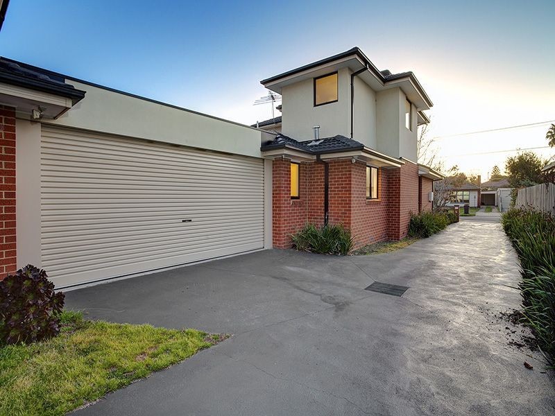 1/34 Harlington Street, Clayton VIC 3168