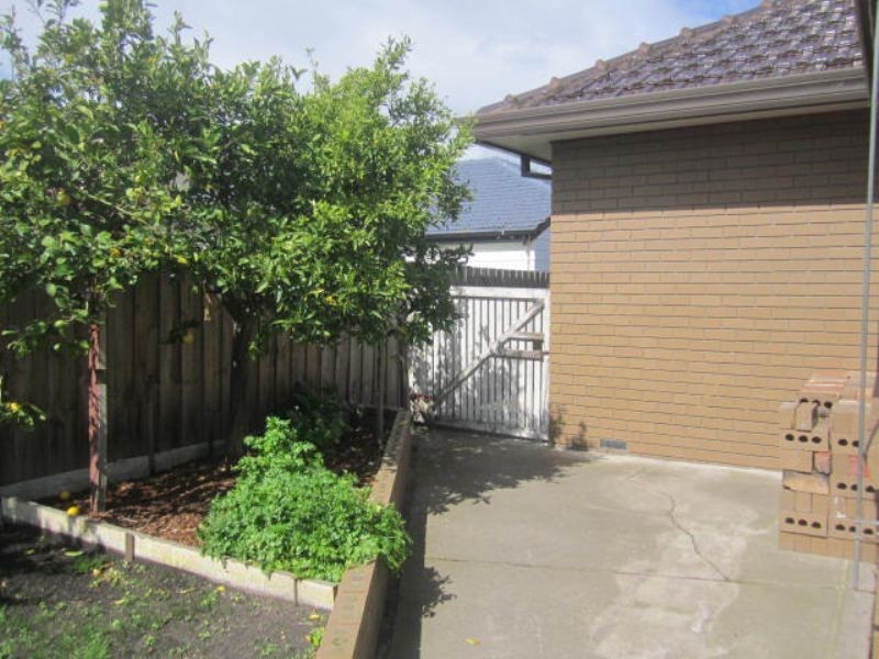 1405 Centre Road, Clayton VIC 3168