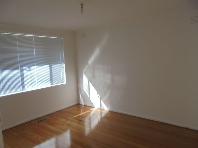 2 Warraweena Road, Clayton South VIC 3169