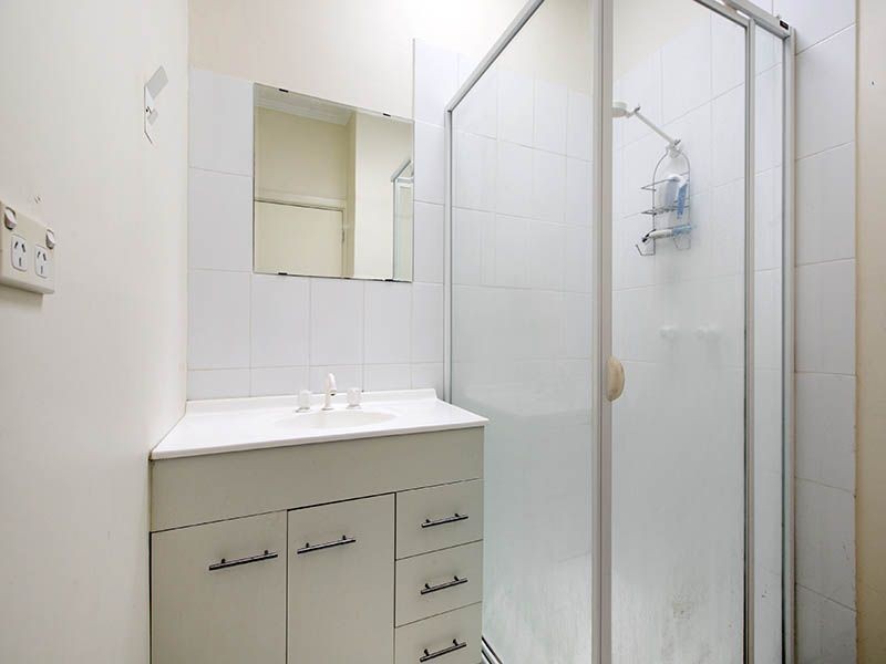1/48 Ormond Road, Clayton VIC 3168