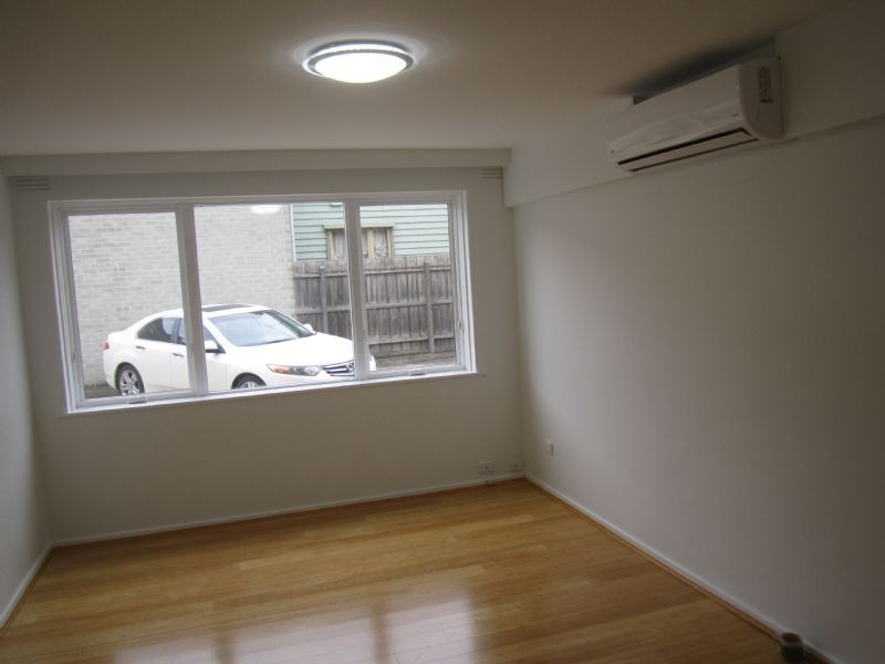 2/9 Clapham Road, Hughesdale VIC 3166