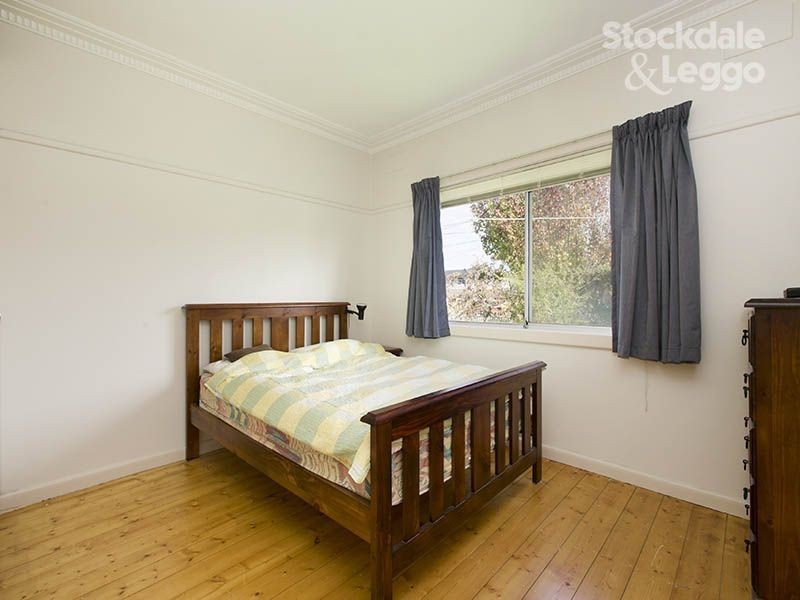 18 Prince Charles Street, Clayton VIC 3168