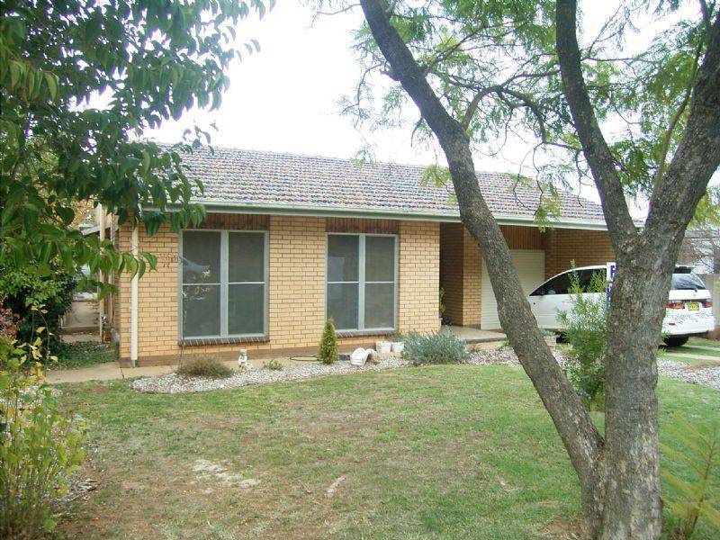 57 Banff Street, Corowa NSW 2646