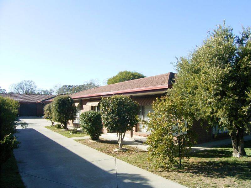 1-4/36-38 Reisling Street, Corowa NSW 2646