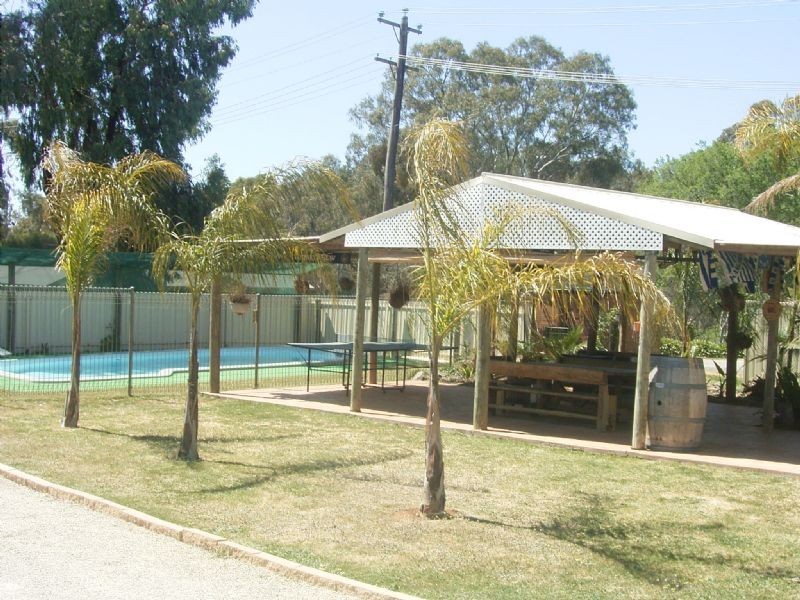Holiday Flats Lone Pine Avenue, Corowa NSW 2646