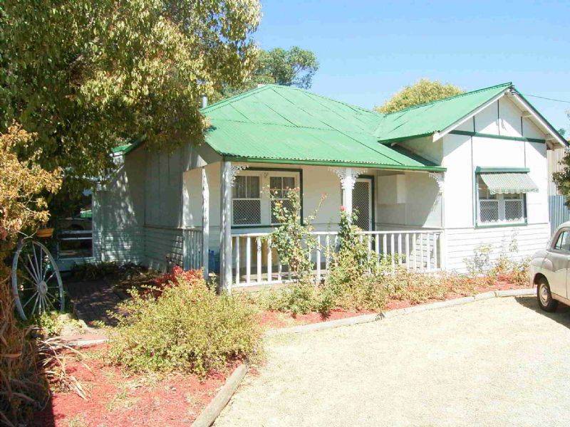 32 Federation Aveneue, Corowa NSW 2646