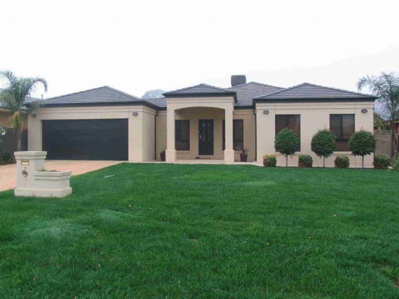 9 Keena Court, Corowa NSW 2646