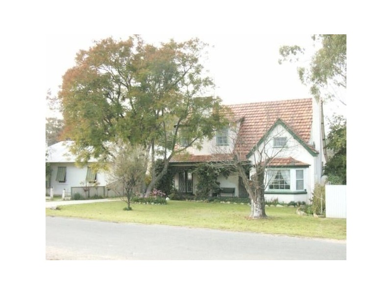 6 Braintree Ave, Corowa NSW 2646