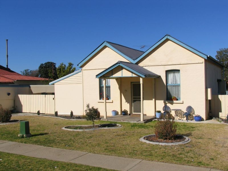 22 ALBERT STREET, Corowa NSW 2646