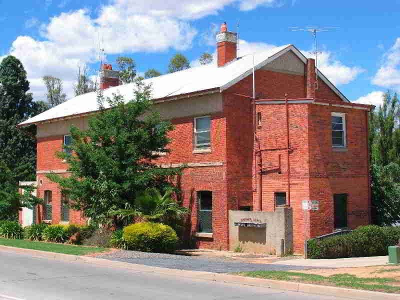72-74 EDWARD STREET, Corowa NSW 2646