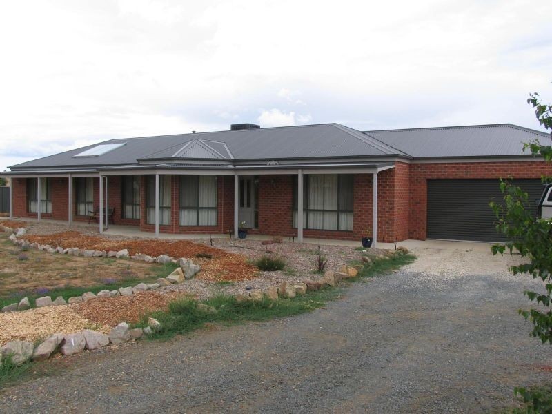 85 Victoria Street, Wahgunyah VIC 3687