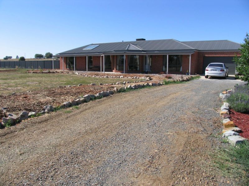 85 Victoria Street, Wahgunyah VIC 3687