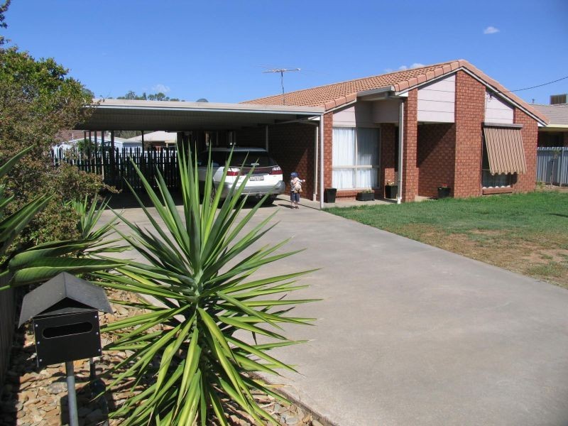 14 Martin Street, Corowa NSW 2646