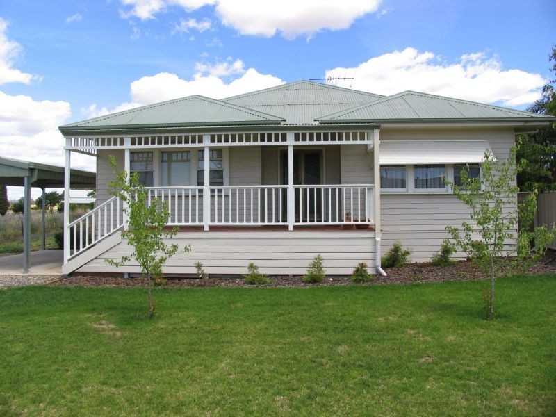 8 Ready, Rutherglen VIC 3685