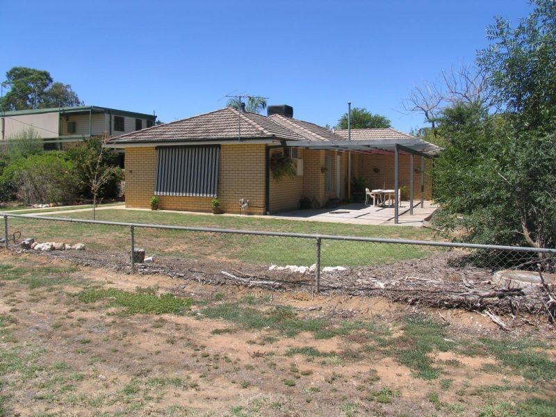 104 Hume Street, Sth, Corowa NSW 2646