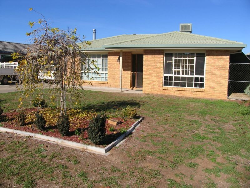 15 Katrina Circuit, Corowa NSW 2646