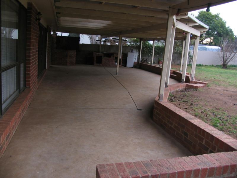 12 Arnott, Corowa NSW 2646