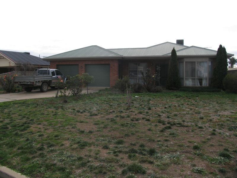 7 CARSON DRIVE, Corowa NSW 2646