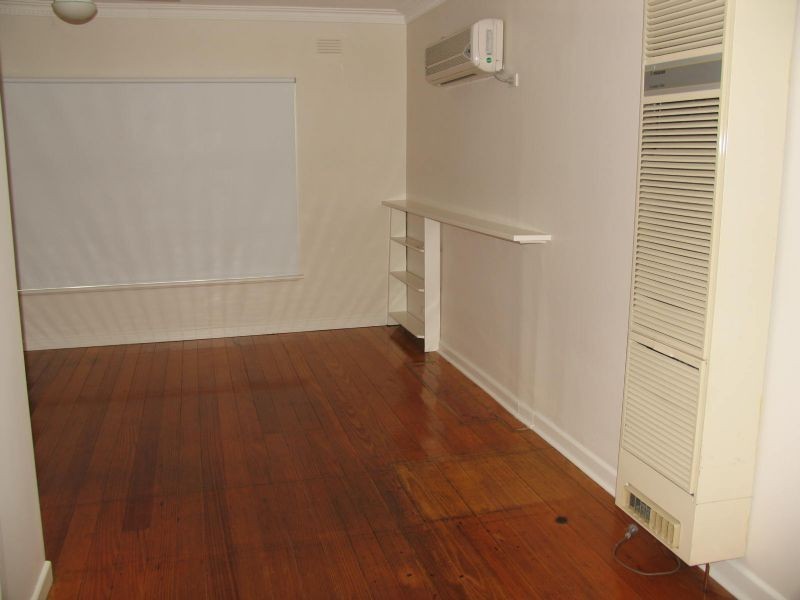 9 Martin Street, Corowa NSW 2646